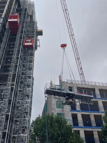 Mast Climbers delivery at Canada Water